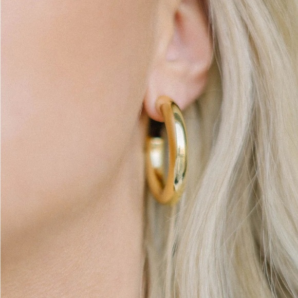 Chunky Gold  Hoop Earrings - Picture 2 of 3